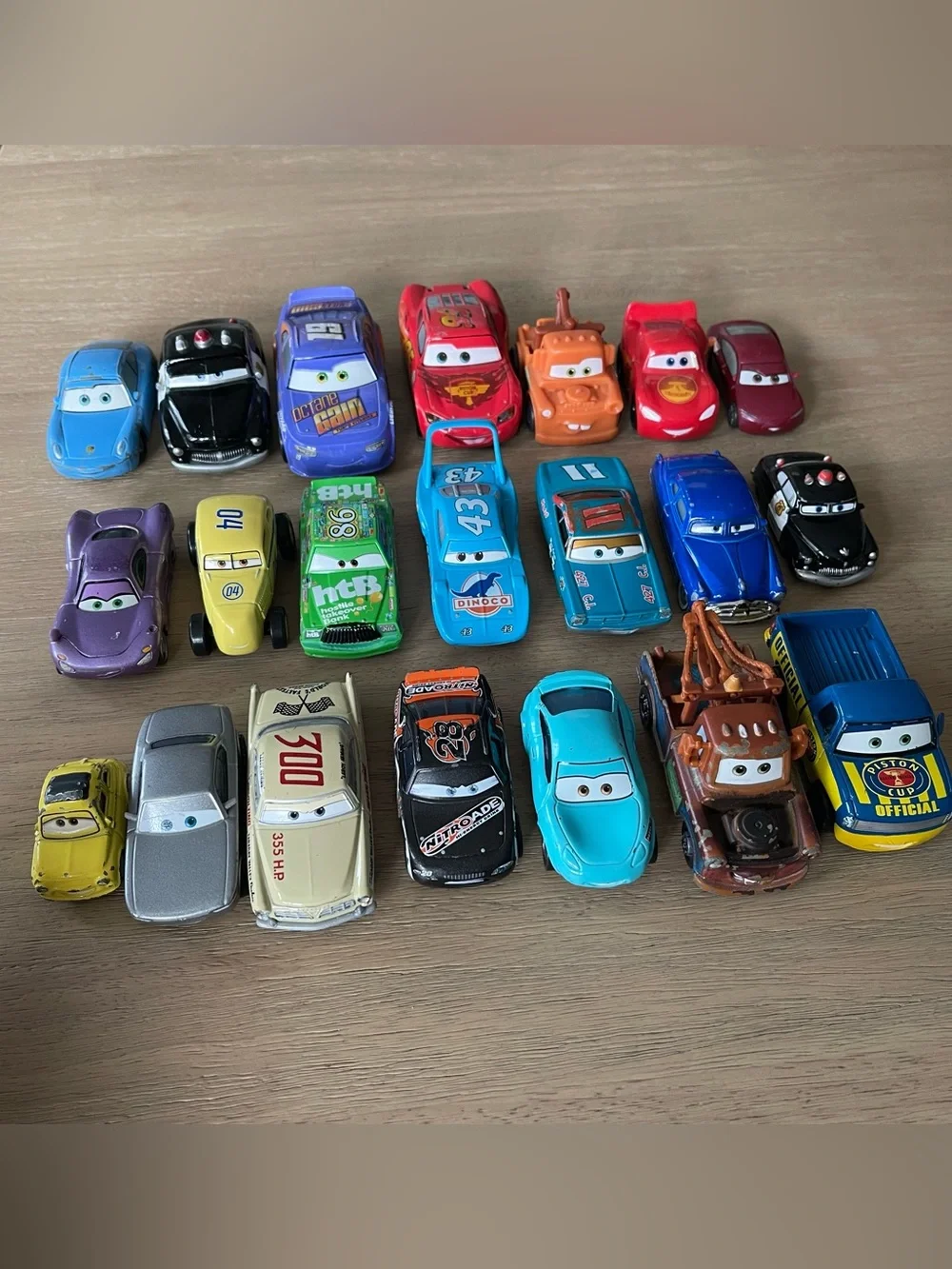 Disney Pixar Cars Mixed Lot of 21 Diecast & Plastic